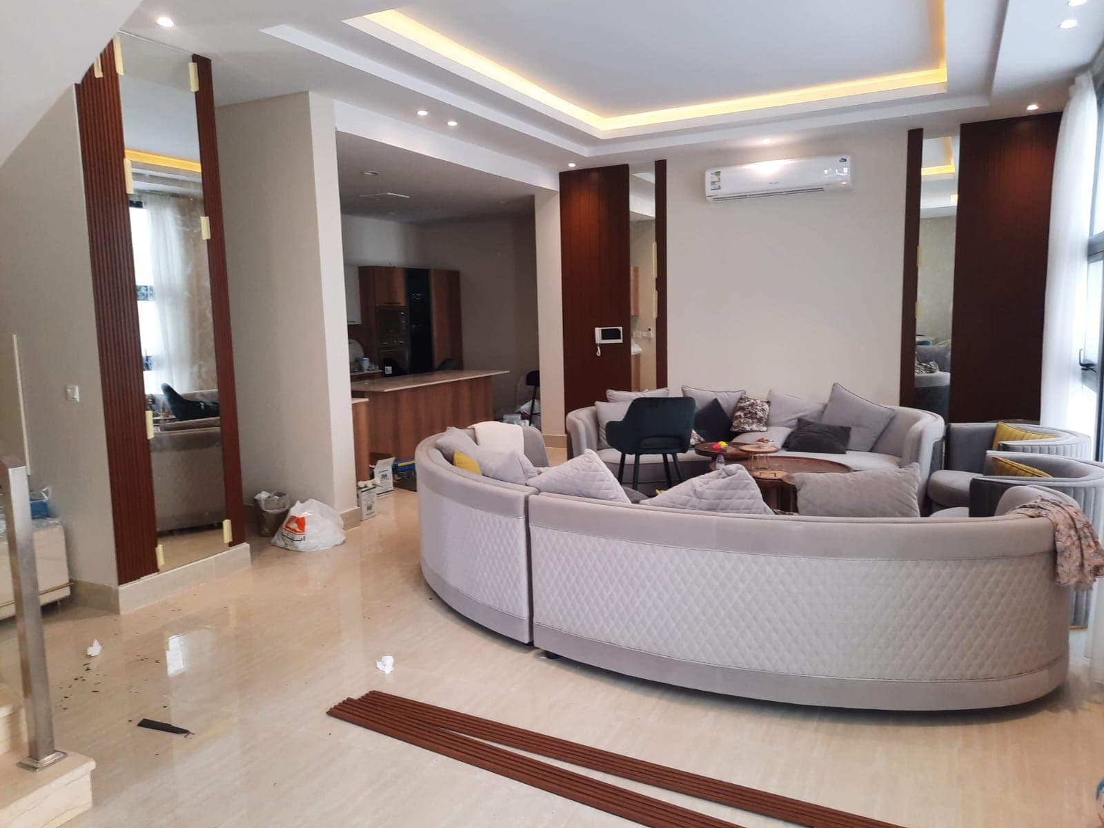 ديكور داخلي لجدران الرياض